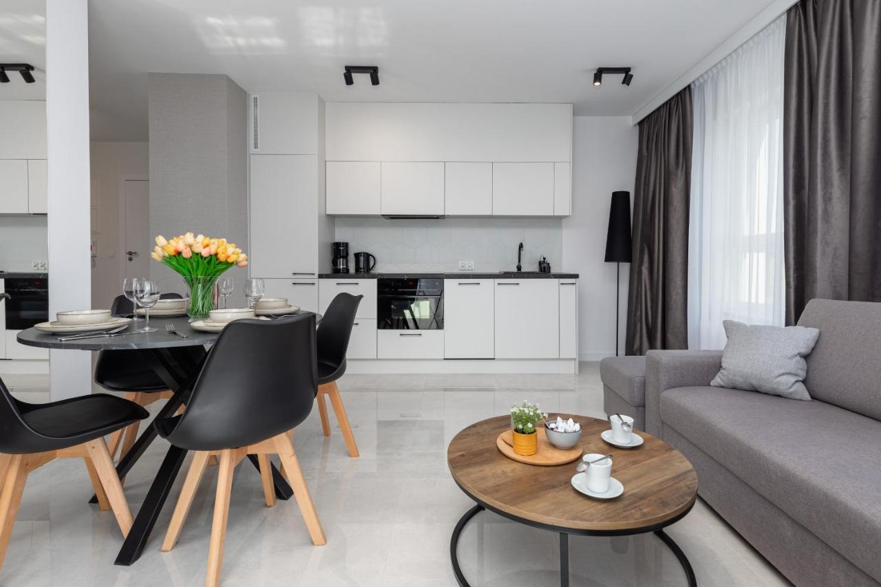 Sun Towers Lux Apartments By Renters Prestige سفينويتشي المظهر الخارجي الصورة