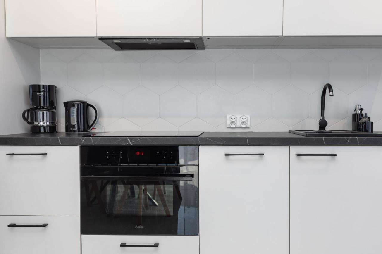 Sun Towers Lux Apartments By Renters Prestige سفينويتشي المظهر الخارجي الصورة
