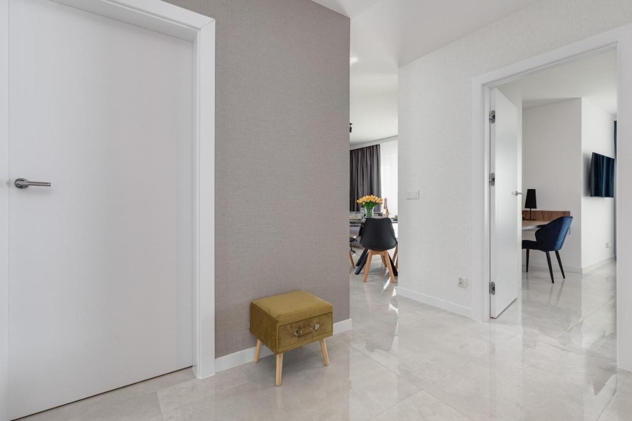 Sun Towers Lux Apartments By Renters Prestige سفينويتشي المظهر الخارجي الصورة