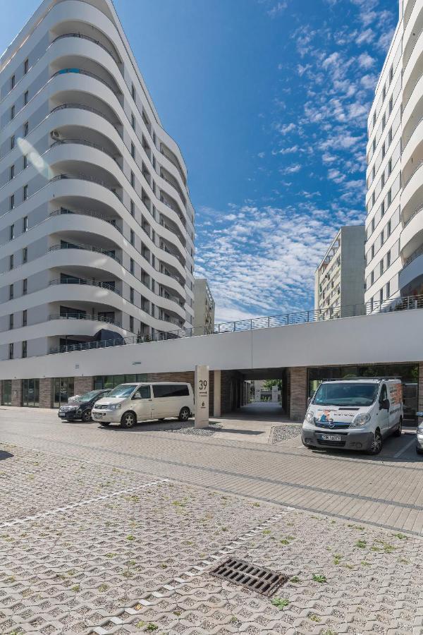 Sun Towers Lux Apartments By Renters Prestige سفينويتشي المظهر الخارجي الصورة
