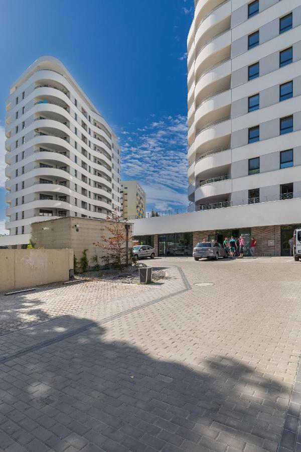 Sun Towers Lux Apartments By Renters Prestige سفينويتشي المظهر الخارجي الصورة